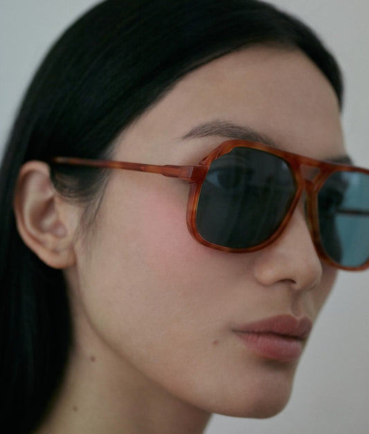 VITO LAPIS OAK / oversized, light tort aviator sunglasses