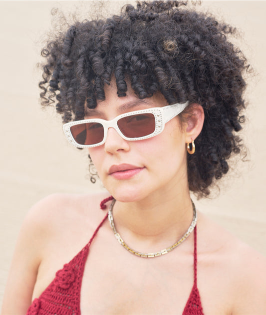 VIVI / ELVIS WHITE