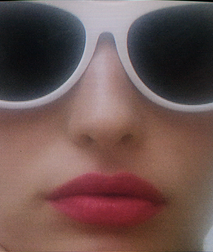 Desire-snuff-smoke-white-cat-eye-sunglasses-on-model